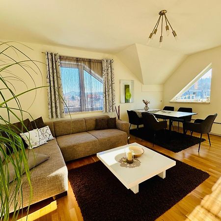 Superior-Apartment Mit Pool Und Seezugang Velden am Wörthersee Esterno foto